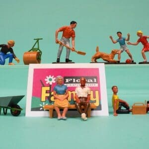 SOLD Britains Floral Garden Family Group Complete Loose Set