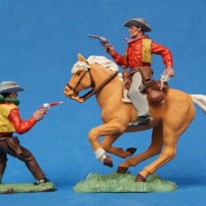 Herald Swoppet Two-Gun Cowboys - Mounted & On Foot