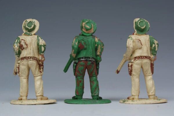 SALE! Timpo Cowboy Sheriff with Shotgun - White Green Plastic - Image 3