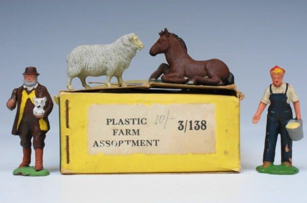 SOLD Britains Plastic Farm Assortment - Image 3