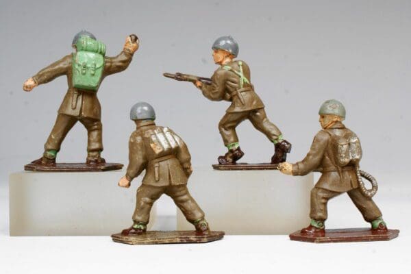 NEW! Lone Star Paratroopers - BROWN Plastic! - Image 3