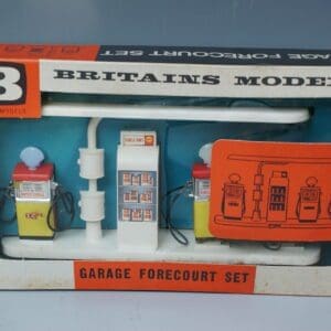 SOLD Britains Shell Garage Forecourt Set MINT Boxed