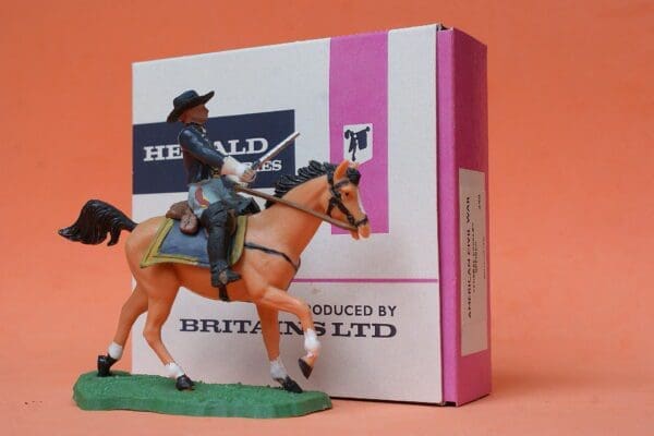 SOLD Swoppet ACW Federal Cavalry Officer - LIGHT TAN Horse