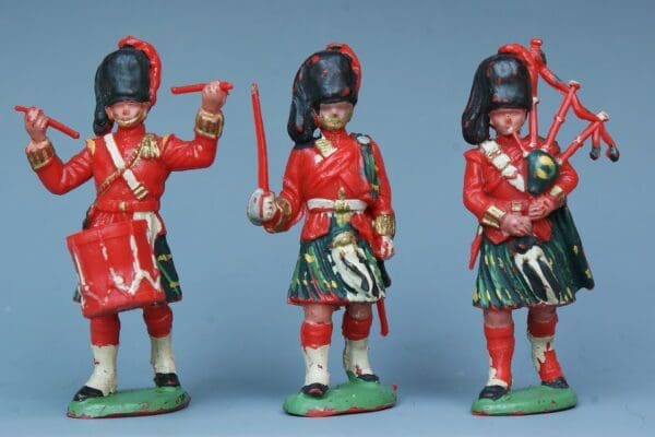 Herald Zang Scotsmen "MZ British Made" - Matching Trio