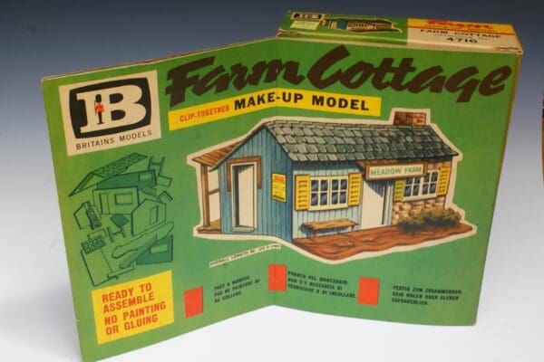 SOLD Empty Box for Farm Cottage Make-up Model