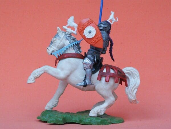 SOLD Britains C15th Mounted Knight with Standard