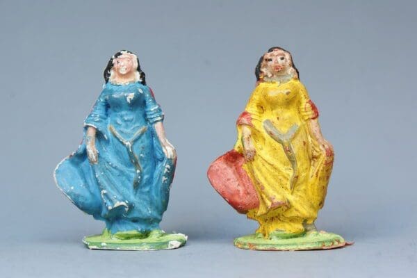SOLD Cherilea 54mm Maid Marian - Colour Variants
