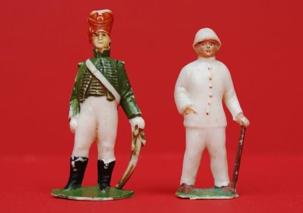 Quiralu Hard Plastic Toy Soldiers