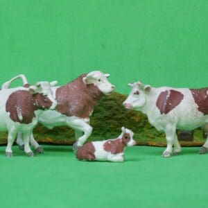 NEW! Britains Bull, Cows & Calf - CARAMEL Markings