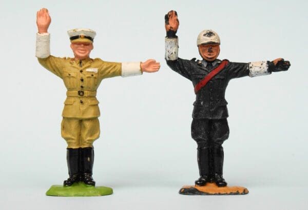 SOLD Kentoys AA & RAC Patrolmen on Traffic Duty
