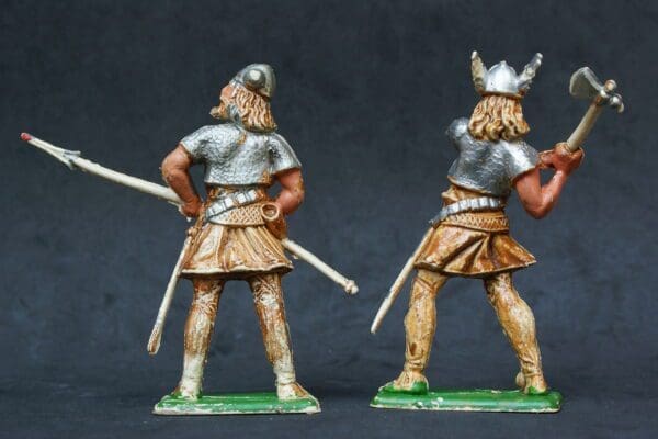 NEW! Cherilea Vikings CREAM Plastic 60mm - Image 3