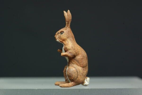 SOLD Herald Buck Rabbit (Brown) Loose - Image 3