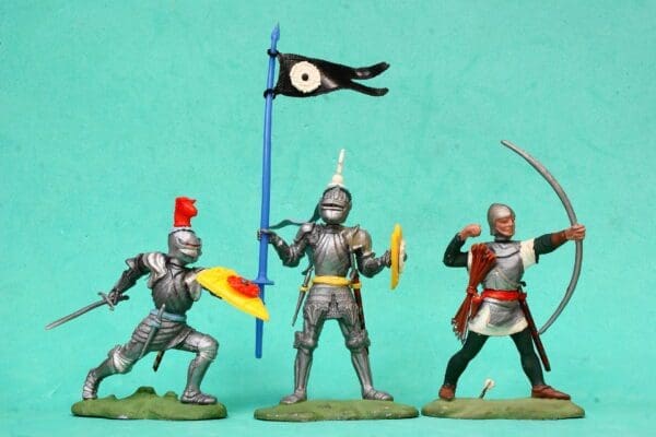 SOLD Swoppet Knights 3 Figure Loose Set