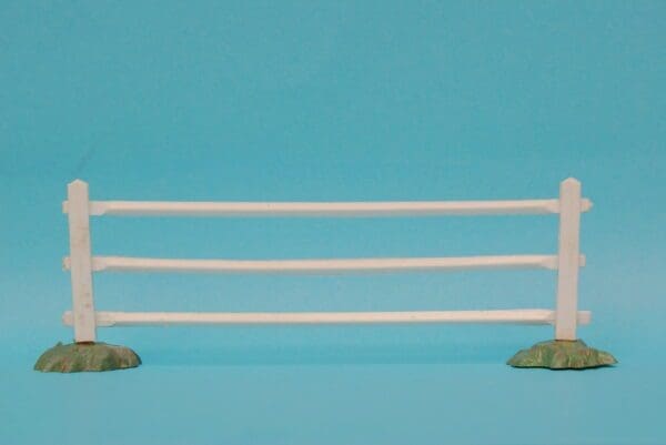 BACK in STOCK! Herald Farm White Fencing
