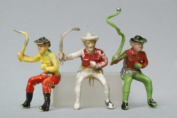 NEW! Cherilea 60mm Cowboy Wagon Drivers with Whips - Image 5