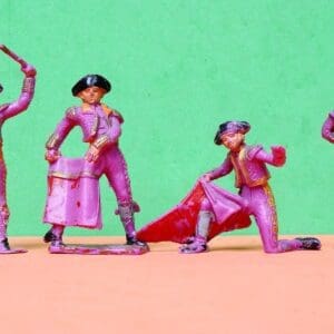 Cherilea Bullfight Set: Matadors (LILAC Plastic)