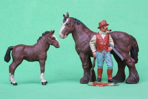 Herald Shire Mare, Colt & Farmer - Brown Plastic
