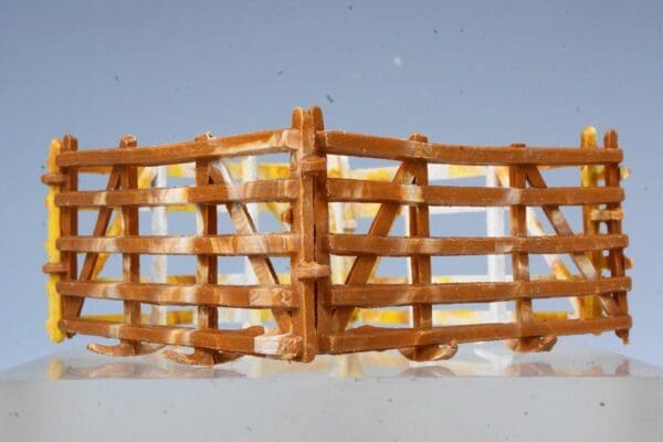 SOLD Taylor & Sons Farm MARBLED Fence Enclosure - RARE!