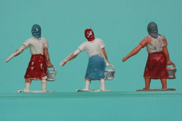 SALE! Timpo Farm Milkmaid - Reverse Paint Scheme! - Image 3