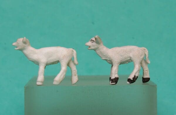 NEW! Herald Farm Lamb Standing - UNPAINTED - Image 3