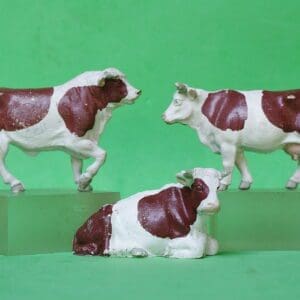 Britains PVC Plastic Bull & Cows - Ayrshire Breed