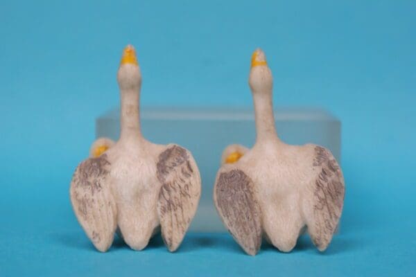 Hilco Farmyard Models Angry Ganders - Matching Pair - Image 3