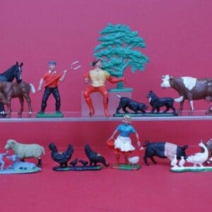 SOLD Crescent Farm Animals & Figures - Great Condition!