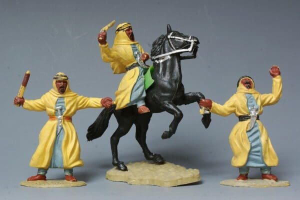 SOLD Timpo Solid Plastic Arabs (One Mounted) a/f