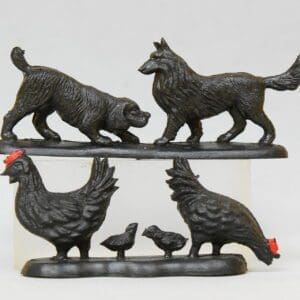 SOLD Crescent Farm Models Sheepdogs & Hens