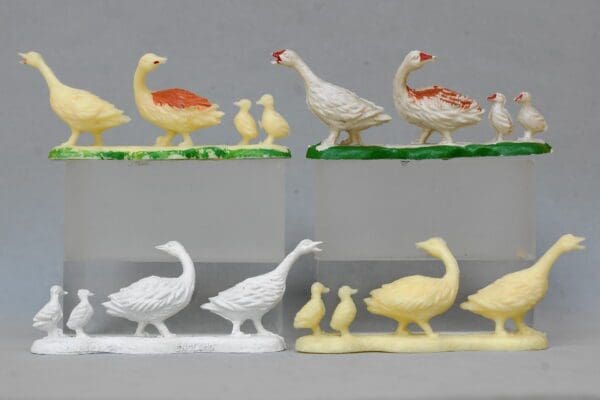 SOLD Crescent Farm Models Geese - Painted & Unpainted