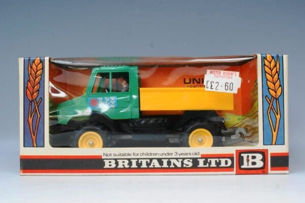 SOLD OUT Britains Unimog Tractor-Lorry - Straw Box