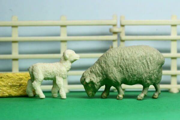 SOLD Britains Lead Mould Cream-faced Sheep and Lamb
