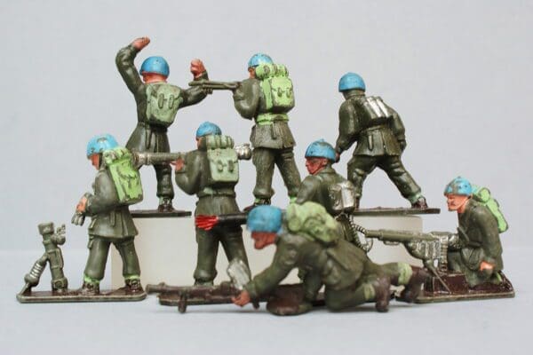 NEW! Lone Star Harvey Series Blue-helmeted UN Troops x 8 - Image 3