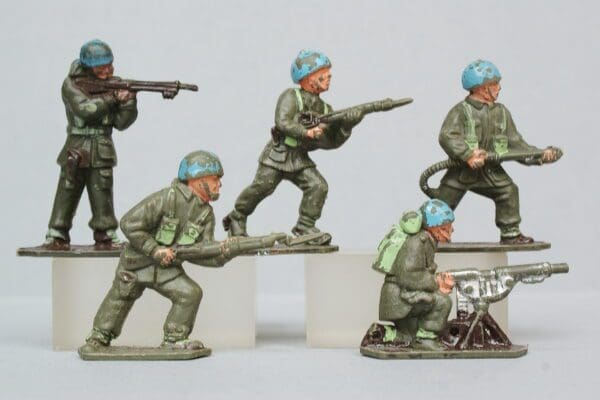 NEW! Lone Star Harvey Series Blue-helmeted UN Troops x 8 - Image 5