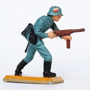 SOLD Deetail German Infantryman - Early BROWN Base