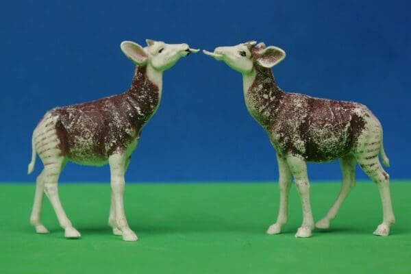 Britains Zoo Series Okapi - 1st Issue AUBERGINE