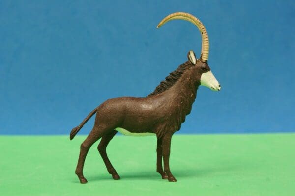 SOLD Britains Zoo Series Sable Antelope - BUFF Horns