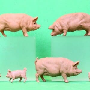 SOLD OUT Britains Pigs & Piglets - Late Issue ENGLAND Mark