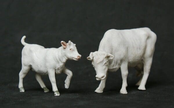 NEW! Herald Cow Feeding & Heifer Calf - UNPAINTED
