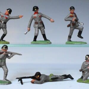 SOLD Trojan German Soldiers Complete Set