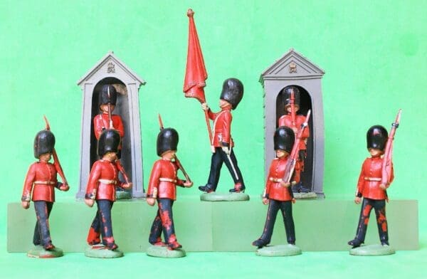 NEW! Herald British Guards Collection - 10 Pieces