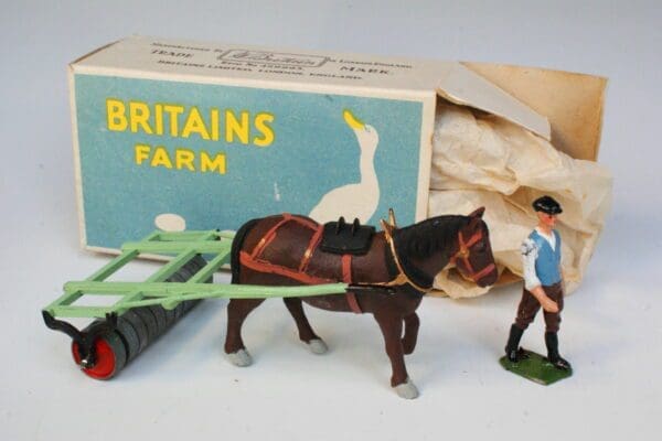 SOLD Britains Horse Roller with PLASTIC Horse - 'Duck' Box! - Image 2