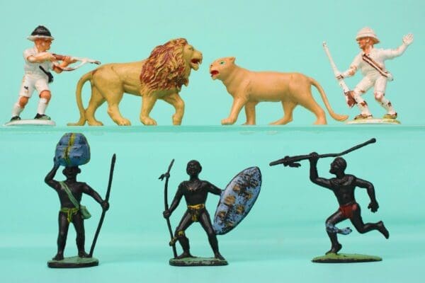 SOLD Charbens Charbens Safari Set Figures & Lions - Rare!