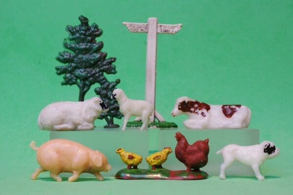 SOLD Hilco Farm Bulldog, Running Pig, "To the Mill" Sign