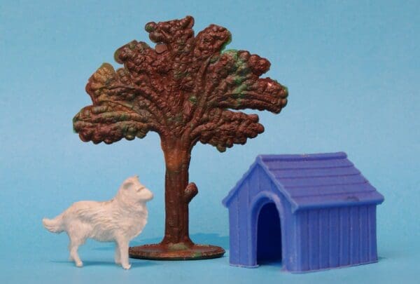 SOLD Taylor & Sons Farm Dog & Kennel Set
