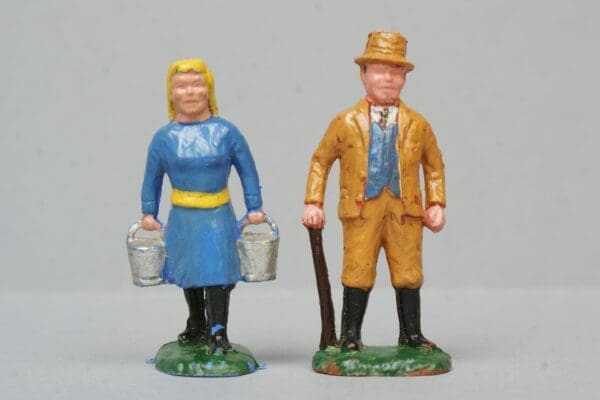 SOLD Speedwell UNA Farm Milkmaid (Rare ROYAL BLUE) & Farmer