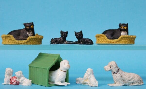 SOLD B&S Novelty Cat & Kitten, Dog & Kennel Sets