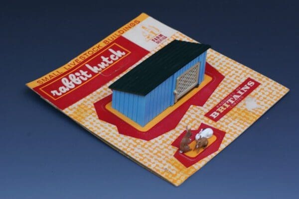 SOLD Livestock Building Rabbit Hutch Pack