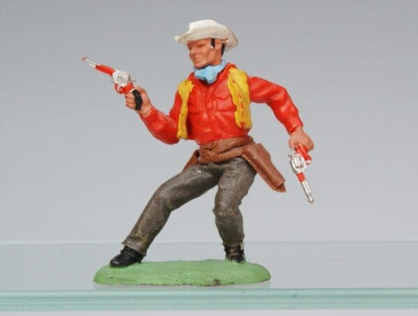 SOLD Herald Swoppet Two-Gun Cowboy