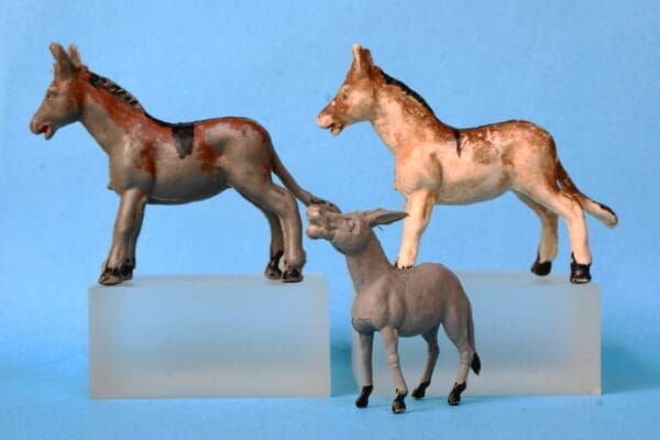 SALE! Cherilea Farm Donkey Variants - Image 3